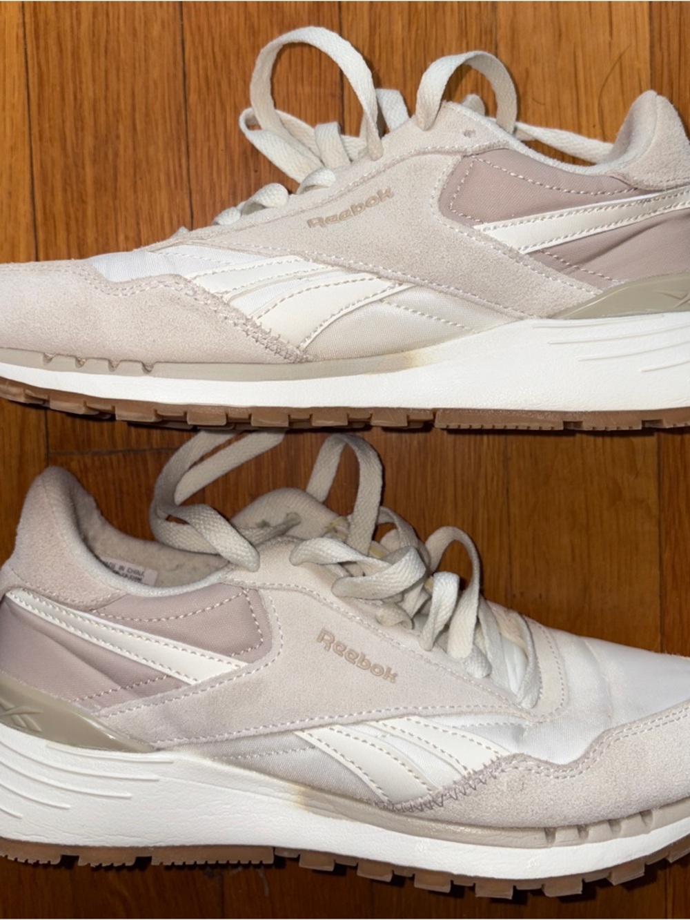 Reebok Women's Off-White/Tan Low-Top Lace-Up Sneakers